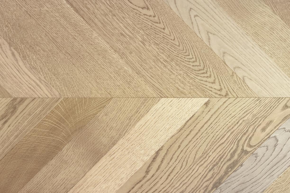 Pale Oak Chevron