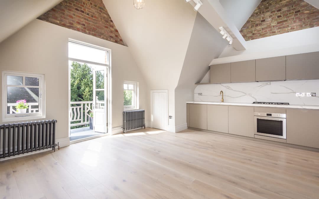 Istoria Bespoke Hibiscus in Character Grade Plank by Pam Property