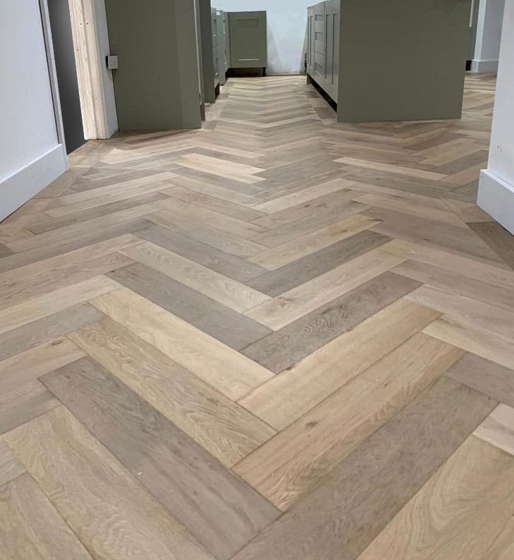 Istoria-Bespoke-St.Pauls-(All-colour-variations)-120x600mm-Herringbone-by-Jordan-Andrews-5