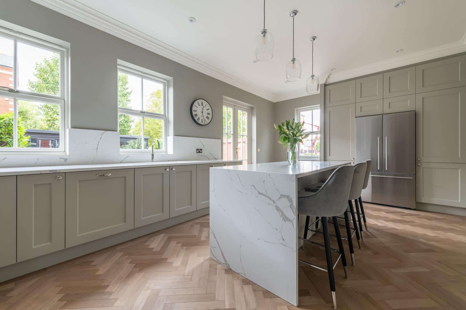 Our client selected the Istoria Bespoke St. Pauls for the residential project in Essex in our smallest size, 15/4 x 70 x 350mm Herringbone, to be installed with a double border. The Istoria Bespoke St. Pauls is a smoked colour which gives the floor a varied range of complimentary tones to provide a completely unique finish and unlimited design options, as no two boards will be the same colour. Thank you to the client for sharing the beautiful photos with us. Project: Residential Installation: Jordan Andrews Limited Floor: Istoria Bespoke St. Pauls Specification: Prime Grade 15/4 x 70 x 350mm Herringbone