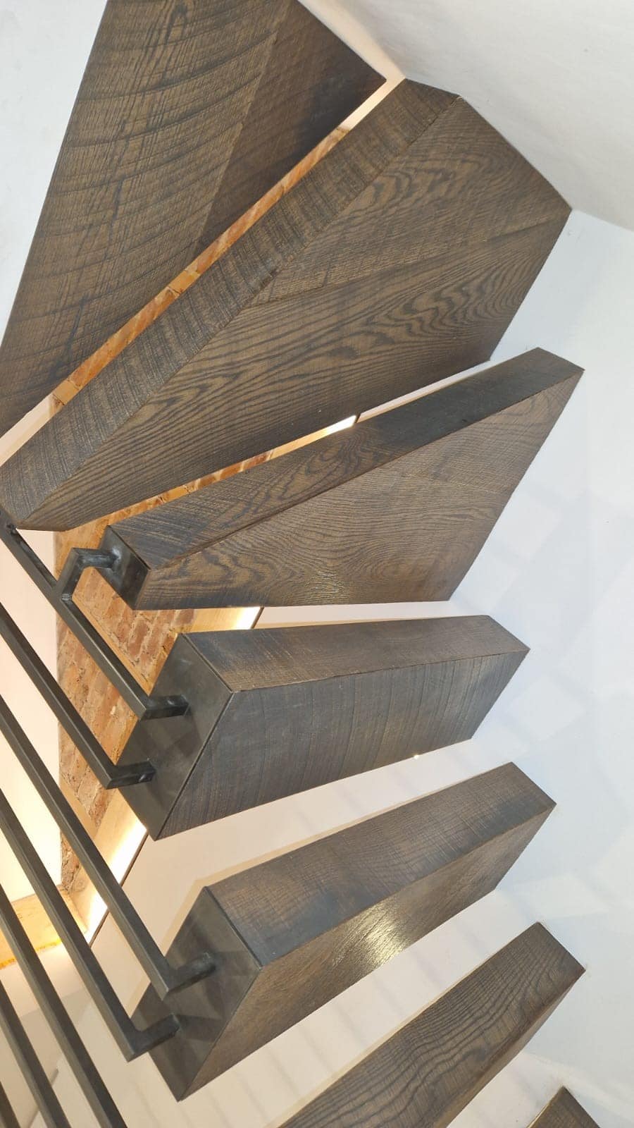 Istoria Bespoke Engineered Oak Ivy House Staircase Flooring Interior decor architecture Jordan Andrews5