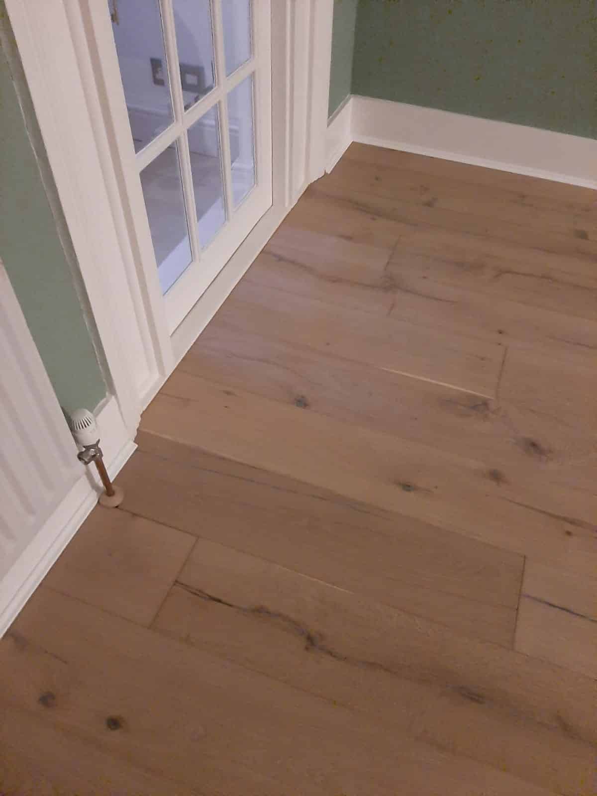 Istoria Bespoke St. Pauls 25% Vintage Destressed Engineered Hardwood Oak Floor 2